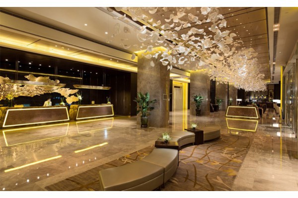 盲人按摩师在重庆，用爱心开启健康之门